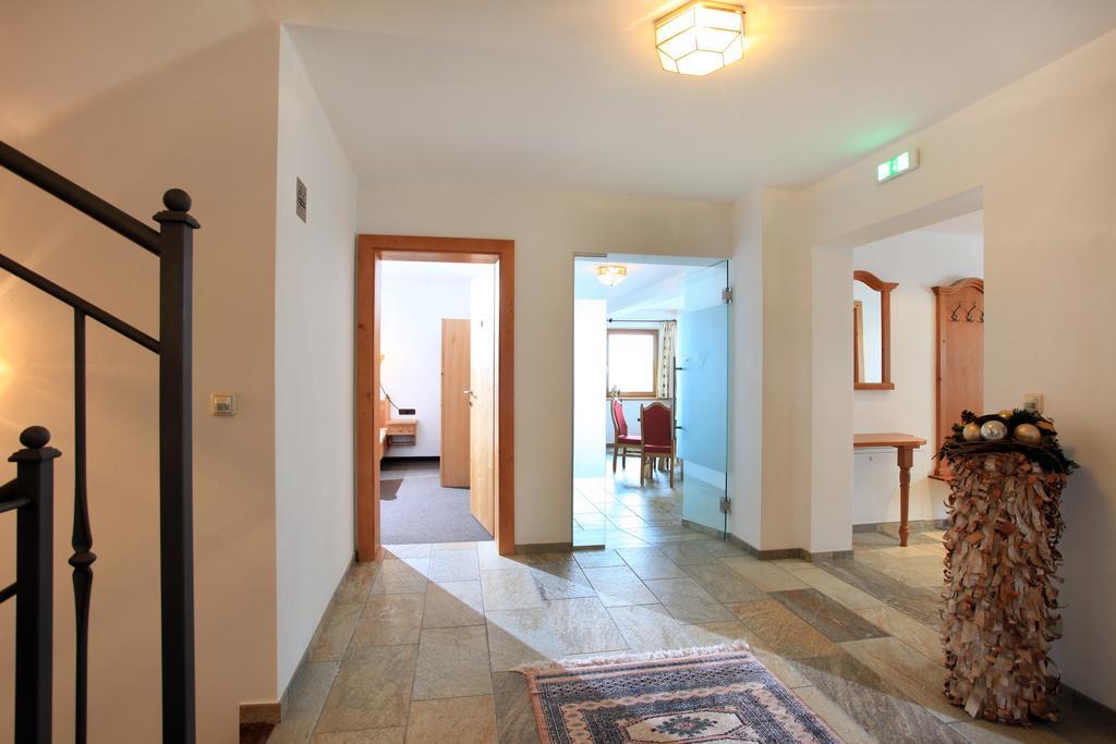 Residenz Scherrhof Kirchberg in Tirol Pokoj fotografie